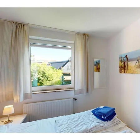Cosy In *